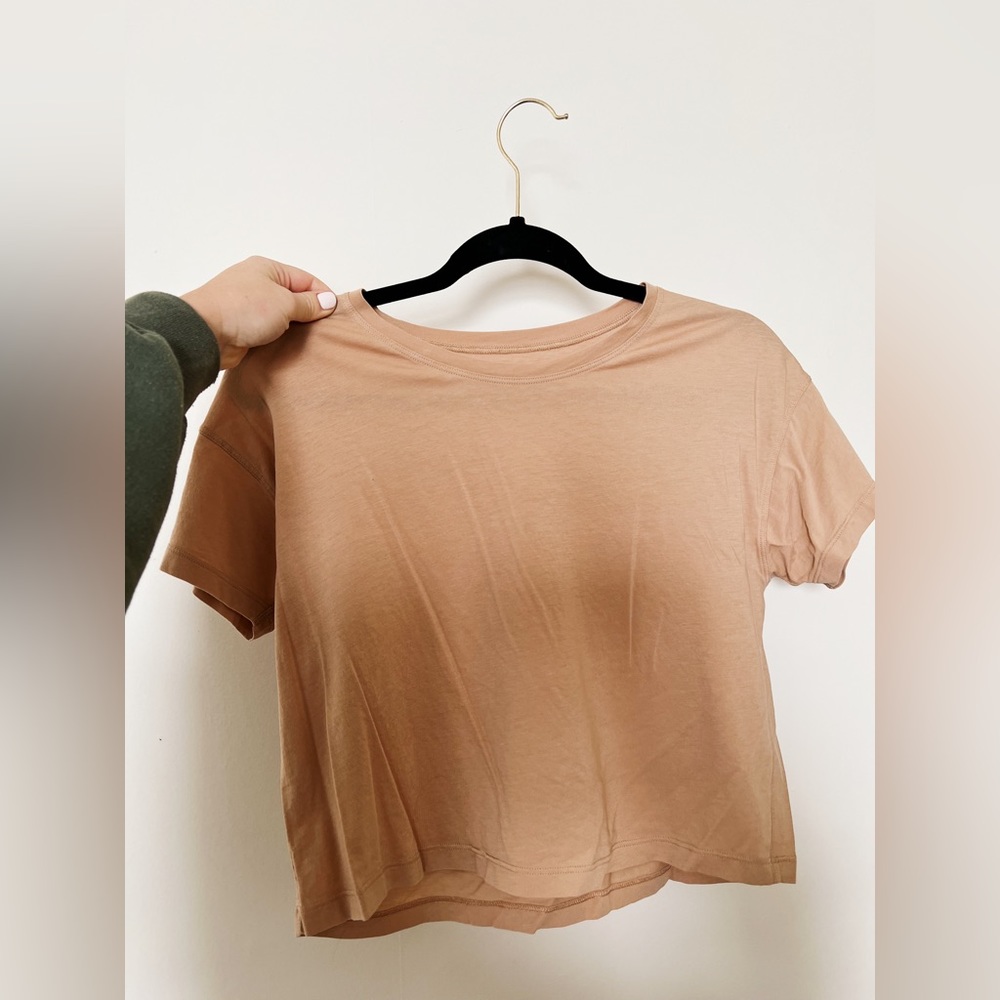Lululemon Cropped Tshirt